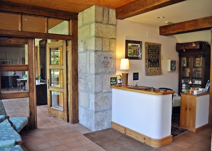 Kır Evi A Bouza Monte Bouza